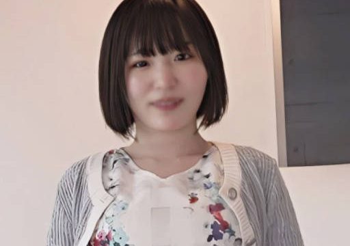 FC2PPV-4658306 Cô Gái Mặt Búp Bê